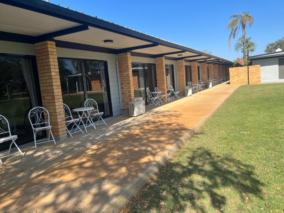 Jumbuck Motor Inn - Pool - Pet Friendly Section - King Beds Longreach Exterior foto